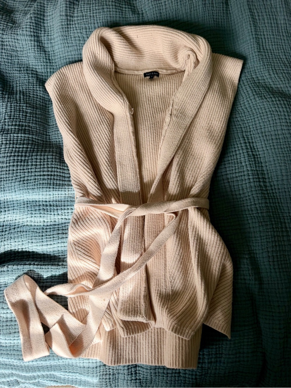 Women's Cream Ribbed Knit Belted Cardigan Vest